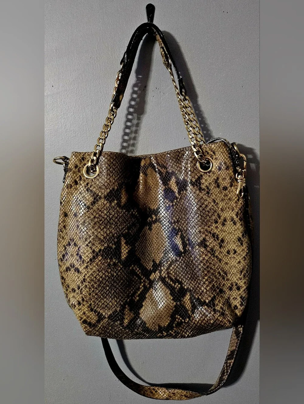 Authentic Michael Kors Snakeskin Shoulder Purse With Gold Chain Straps